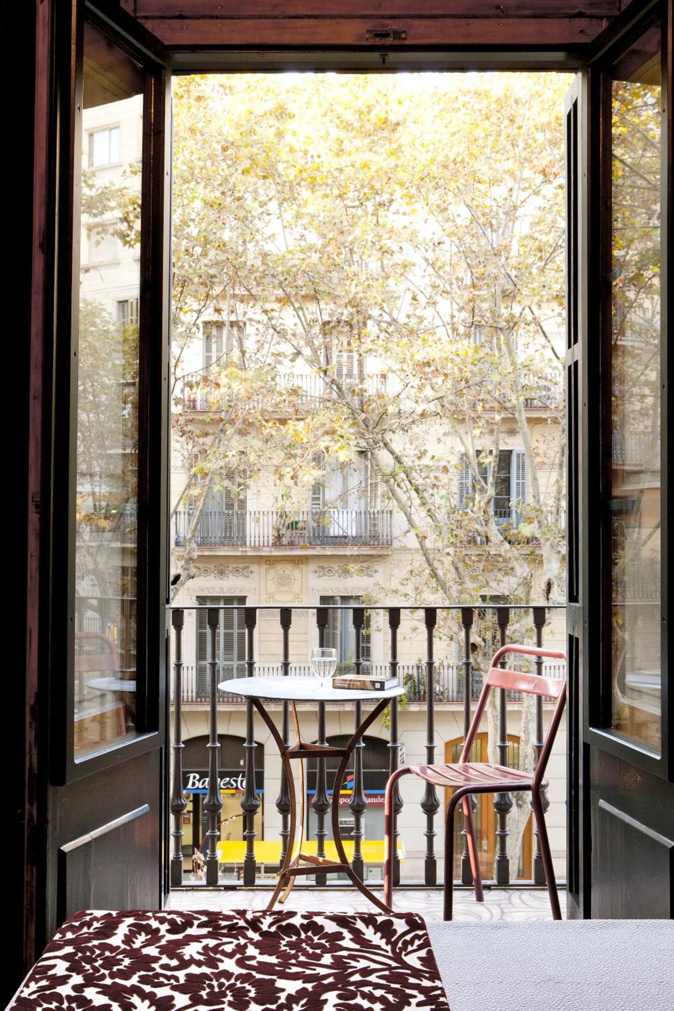 We Boutique 3*